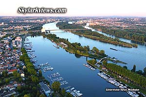 Schiersteiner Hafen - marina at Wiesbaden